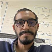 Director técnico y analista profesional imparte clases de fútbol